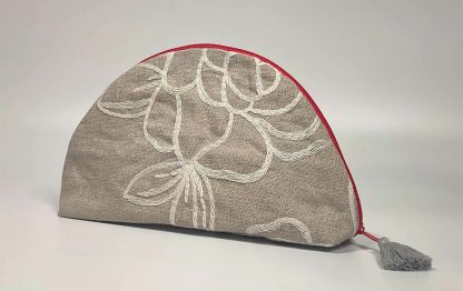 Stunning Handmade Makeup Bags: Enhance Your Beauty with Exquisite Craftsmanship - Image 9